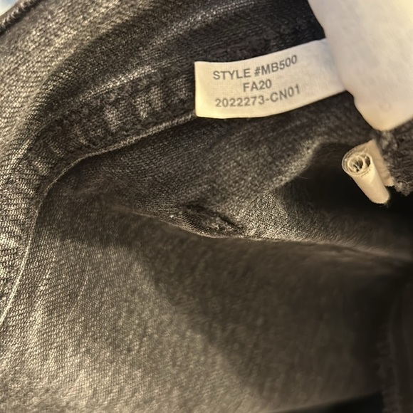 Classic Black Women's Jeans - Picture 9 of 10